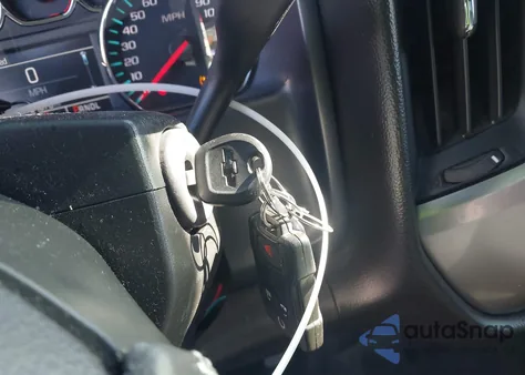 2017 Chevrolet Silverado 1500 1Lt из США, поврежденный, VIN 3GCPCREC6HG377789